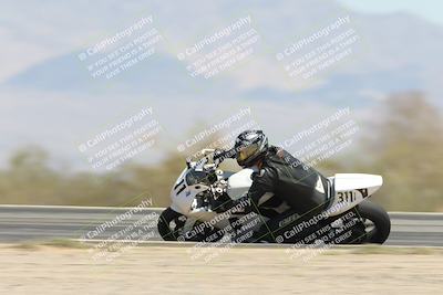 media/Apr-20-2025-CVMA (Sun) [[39090e8767]]/Race 9-Formula LW Twins Shootout/